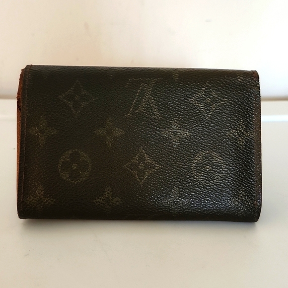 LV Mono Snap Wallet - Picture 2 of 9